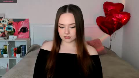 Snapshot of sweetie_candy_ chatting on June 2026 02:37:02 PM Hannah online show from June 2026 02:37:02 PM