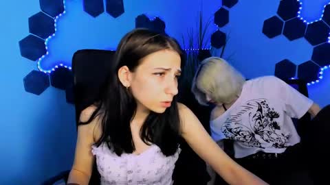 Snapshot of sweetie_chloe_ chatting on May 2026 08:44:01 AM Chloe online show from May 2026 08:44:01 AM