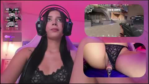 Snapshot of sweetie_cloe chatting on May 2026 09:43:01 PM sweetie_cloe online show from May 2026 09:43:01 PM