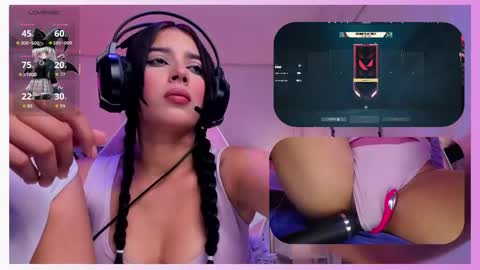 Snapshot of sweetie_cloe chatting on May 2026 10:29:02 PM sweetie_cloe online show from May 2026 10:29:02 PM