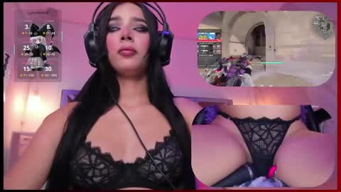 Snapshot of sweetie_cloe chatting on June 2026 10:38:02 PM sweetie_cloe online show from June 2026 10:38:02 PM