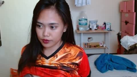 Snapshot of sweetie_diana chatting on April 2026 05:30:01 AM Diana online show from April 2026 05:30:01 AM