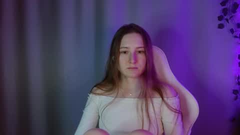 Annie online show from October 2025 09:47:02 PM