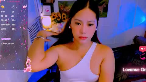 Nicole online show from September 2025 10:33:02 PM