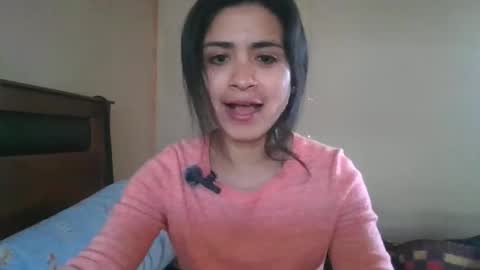 sweetlatinafit online show from November 2025 12:22:01 PM