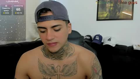 Snapshot of sweetlatinoboy chatting on April 2026 12:02:01 PM SWEETLATINBOY online show from April 2026 12:02:01 PM