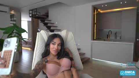 Laura Saenz  Geminis online show from September 2025 03:11:02 PM