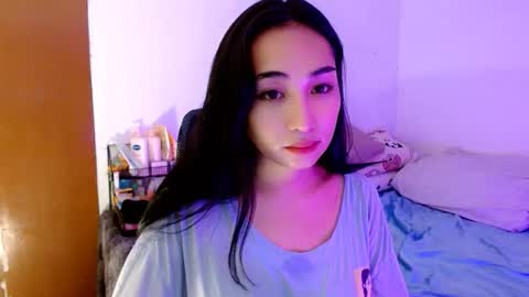 Lilly online show from October 2025 02:12:02 AM