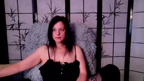 Snapshot of sweetlonglips_ chatting on July 2026 07:56:02 AM JenJenny online show from July 2026 07:56:02 AM