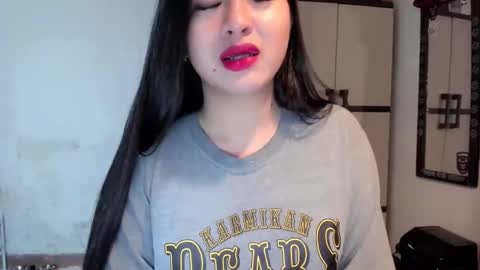 Zoe online show from January 2025 05:33:02 PM