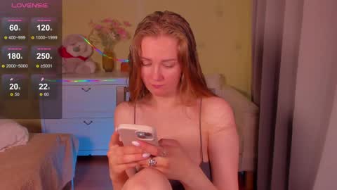 Snapshot of sweetmilkis chatting on June 2026 10:28:02 AM Swetmilkis online show from June 2026 10:28:02 AM