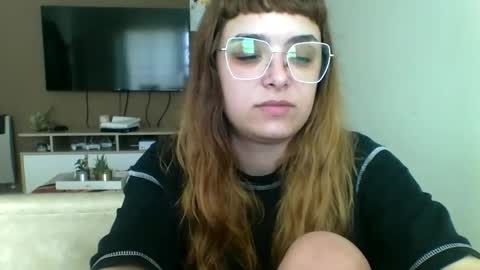 sweetmoonns2 online show from October 2025 06:08:01 PM