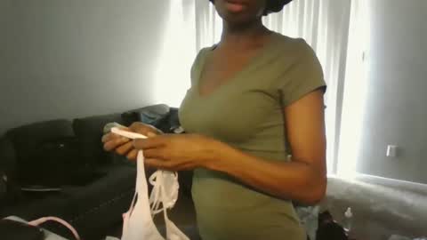 sweetness_cool online show from September 2025 06:29:02 PM