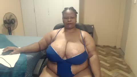 Snapshot of sweetnoziexxx chatting on April 2026 06:05:02 AM sweetnoziexxx online show from April 2026 06:05:02 AM