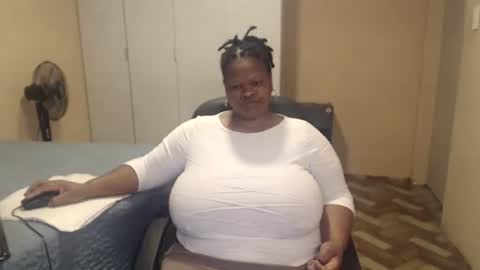 Snapshot of sweetnoziexxx chatting on May 2026 06:20:01 AM sweetnoziexxx online show from May 2026 06:20:01 AM