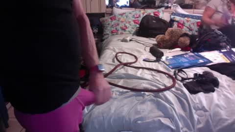 WeAim2PZzz online show from December 2024 08:00:02 AM