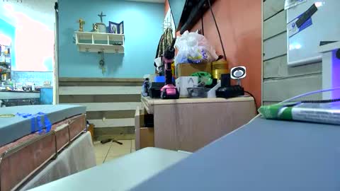 WeAim2PZzz online show from February 2025 07:47:02 AM