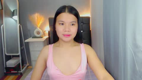 Snapshot of sweetnwildts chatting on May 2026 02:39:02 AM Ghena online show from May 2026 02:39:02 AM