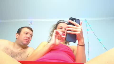 Snapshot of sweetpairfun chatting on February 2026 04:49:02 AM Veronica and Alex online show from February 2026 04:49:02 AM