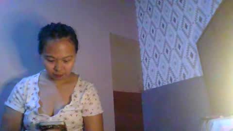 Snapshot of sweetpinnay chatting on April 2026 07:14:02 AM sweetpinnay online show from April 2026 07:14:02 AM