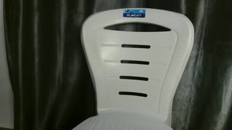 slim ivy online show from November 2025 04:37:02 AM