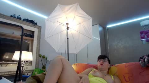 SweetRaisa online show from September 2025 10:36:01 PM