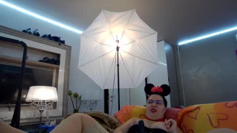 SweetRaisa online show from October 2025 01:06:02 AM