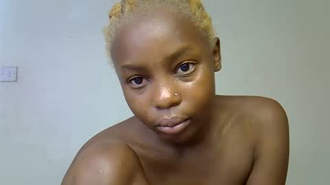 Snapshot of sweetrall chatting on February 2026 07:35:02 AM Lilly online show from February 2026 07:35:02 AM