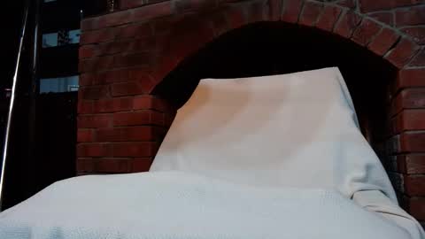 Snapshot of sweetredberries chatting on January 2026 12:42:01 PM Sweet Red Berries online show from January 2026 12:42:01 PM