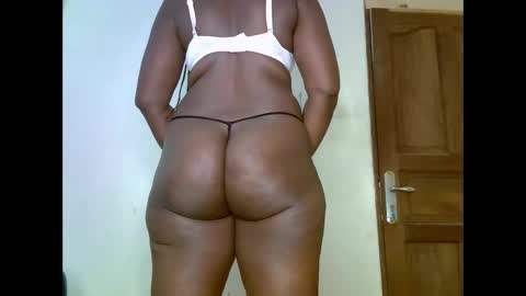 sweetrenne online show from March 2025 07:51:02 AM