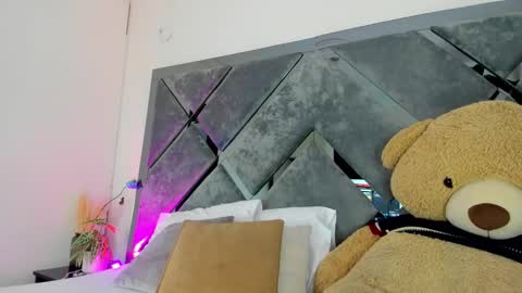 sweetsalome_01 online show from October 2025 12:01:02 PM