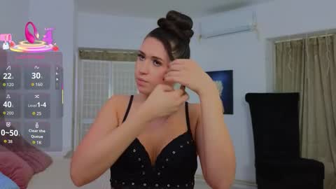 SweetScribe online show from December 2025 07:00:01 PM