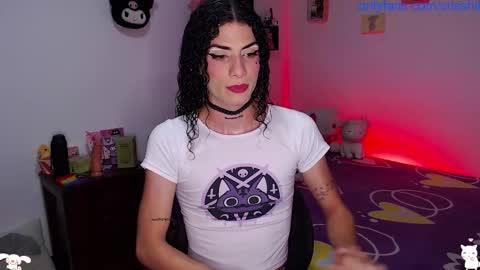 Snapshot of sweetscriss chatting on October 2025 07:25:01 AM Criss online show from October 2025 07:25:01 AM