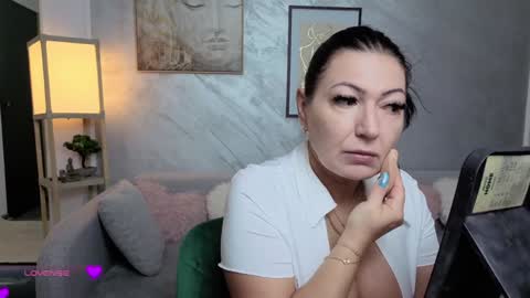 Snapshot of sweetsexangel chatting on October 2025 10:14:01 AM Goddess Allysse online show from October 2025 10:14:01 AM