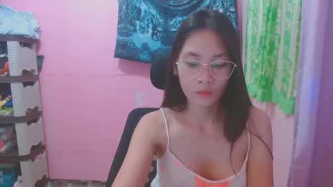 Snapshot of sweetsexygirl20 chatting on May 2026 03:06:01 PM Mia online show from May 2026 03:06:01 PM