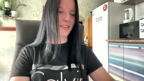 Snapshot of sweetshy99 chatting on April 2026 01:26:01 PM Sweet Shy online show from April 2026 01:26:01 PM