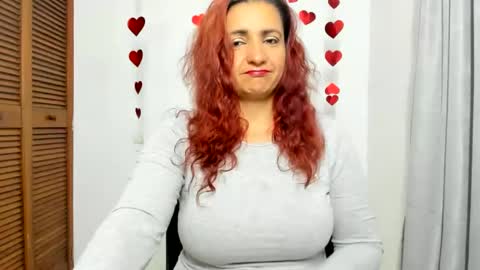 Snapshot of sweetsofia5 chatting on December 2024 05:07:02 AM Sofia online show from December 2024 05:07:02 AM