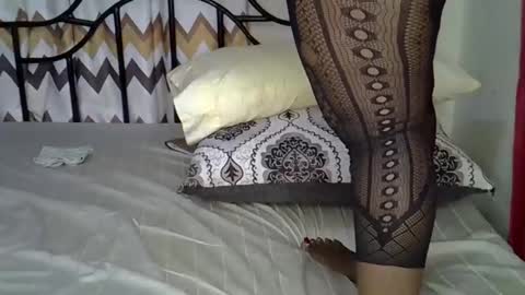 sweetsoul2 online show from September 2025 03:27:02 AM