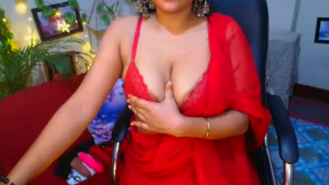 Snapshot of sweetsour18 chatting on September 2025 10:54:02 PM SweetSour online show from September 2025 10:54:02 PM