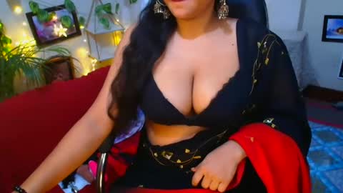 Snapshot of sweetsour18 chatting on September 2025 12:32:02 AM SweetSour online show from September 2025 12:32:02 AM