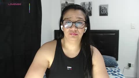 Stormi online show from April 2026 09:02:01 AM