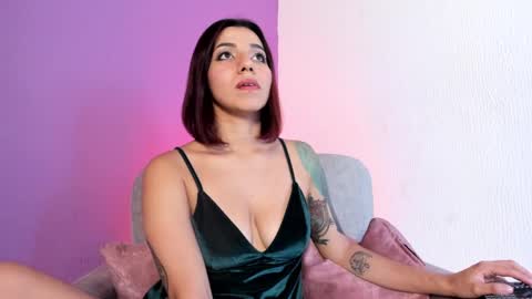 Snapshot of sweett_heartt_ chatting on December 2024 09:51:01 PM Lorena online show from December 2024 09:51:01 PM