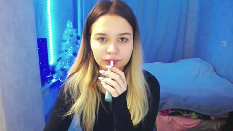 Snapshot of sweettchloe chatting on December 2024 11:04:01 AM SweetTChloe online show from December 2024 11:04:01 AM