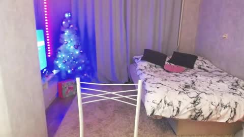 Snapshot of sweettchloe chatting on December 2024 01:36:02 PM SweetTChloe online show from December 2024 01:36:02 PM