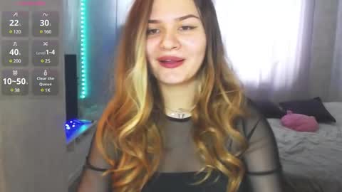 Snapshot of sweettchloe chatting on March 2025 10:14:02 AM SweetTChloe online show from March 2025 10:14:02 AM
