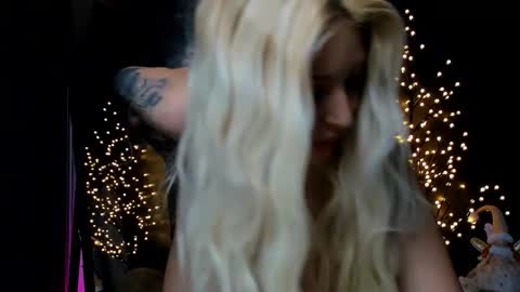 Jessica online show from November 2025 07:55:01 AM