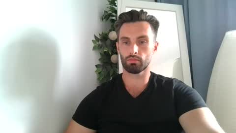 Tom online show from July 2026 09:27:01 AM