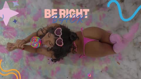 Snapshot of sweetviolet___ chatting on February 2026 12:15:02 PM sweetviolet___ online show from February 2026 12:15:02 PM