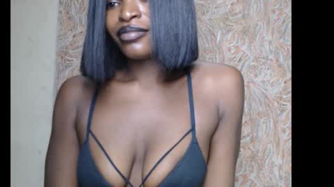 sweetxxboobsx online show from September 2025 09:18:01 PM