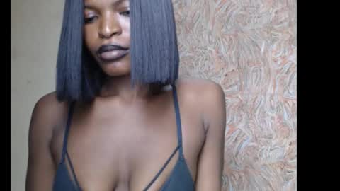 sweetxxboobsx online show from September 2025 04:54:01 PM